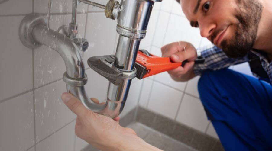 Professional same day plumber services in New Holland, SD